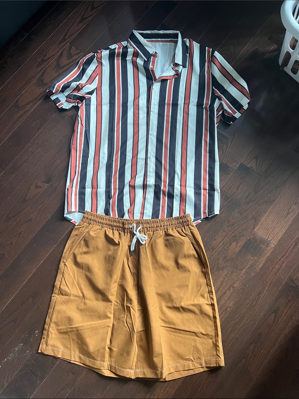 Men's Athletic Drawstring Shorts in Mustard